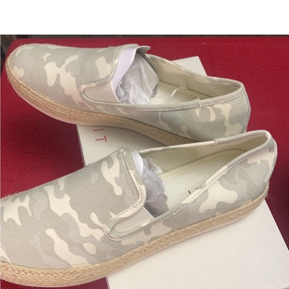 Espirit Nadine Light Camo Slip-on Espadrille - Picture 3 of 10